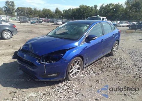 2015 Ford Focus Se z USA, uszkodzony, nr VIN 1FADP3F27FL333607